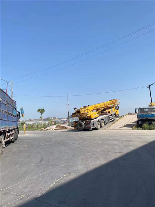 宁海县25吨吊车的租赁价格大概是多少？