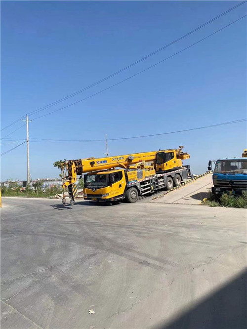 宁海县吊车作业时，可能会产生哪些额外收费项目？