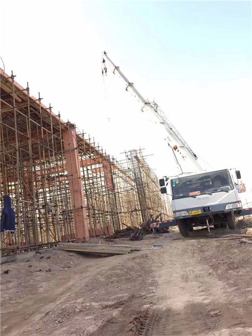 宁海县吊车作业的安全注意事项有哪些？