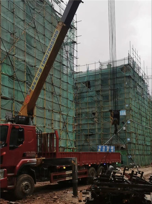 宁海县“慢工细活”—— 吊车的 “微动控制” 技术